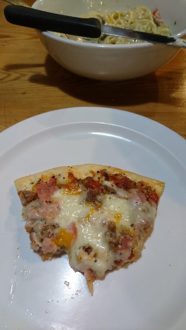 Gusto's Italian Grill & Pizza