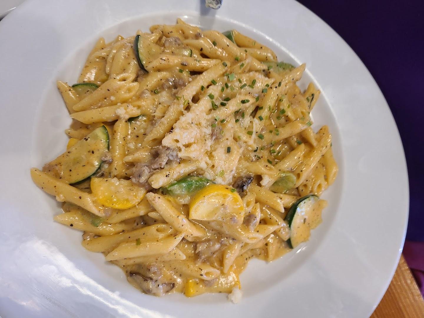 Gusto's Italian Grill & Pizza